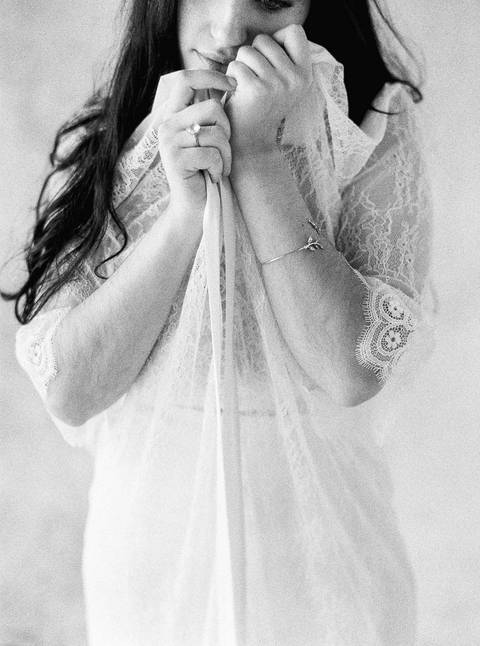 boudoir, Bride, Fuji400H, PortugalPhotographer, wedding day, fine art photography, porto photographer, film photography, she, bride preparation, noiva, fotografo de casamento, fotografo do porto, sessão intima, sessão lingerie, 
'