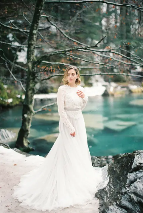  destinationwedding, PortugalPhotographer, lovethedress, fineartphotography, fineartfilm, Switzerland, stylemepretty, rainywedding, winter, weddingswitzerland, blausee, romanticsession, winterwedding, rainy, rainyweddingday, lake, blauseelake'