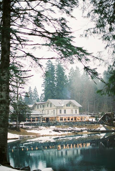  destinationwedding, PortugalPhotographer, lovethedress, fineartphotography, fineartfilm, Switzerland, stylemepretty, rainywedding, winter, weddingswitzerland, blausee, romanticsession, winterwedding, rainy, rainyweddingday, lake, blauseelake'