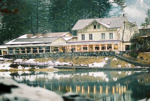  destinationwedding, PortugalPhotographer, lovethedress, fineartphotography, fineartfilm, Switzerland, stylemepretty, rainywedding, winter, weddingswitzerland, blausee, romanticsession, winterwedding, rainy, rainyweddingday, lake, blauseelake'