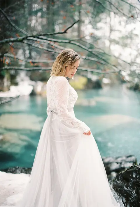  destinationwedding, PortugalPhotographer, lovethedress, fineartphotography, fineartfilm, Switzerland, stylemepretty, rainywedding, winter, weddingswitzerland, blausee, romanticsession, winterwedding, rainy, rainyweddingday, lake, blauseelake'
