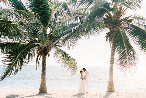 Wedding, beach, destinationwedding, PortugalPhotographer, fineartphotography, elopement, renewal, vows, DominicanRepublic, PuntadelTorobeach, beachwedding, beachdestinationwedding, film, renewalvows, fujifilm400h, cermencitafilmlab, hochzeitsguide, beach'