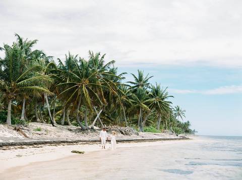 Wedding, beach, destinationwedding, PortugalPhotographer, fineartphotography, elopement, renewal, vows, DominicanRepublic, PuntadelTorobeach, beachwedding, beachdestinationwedding, film, renewalvows, fujifilm400h, cermencitafilmlab, hochzeitsguide, beach'