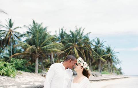 Wedding, beach, destinationwedding, PortugalPhotographer, fineartphotography, elopement, renewal, vows, DominicanRepublic, PuntadelTorobeach, beachwedding, beachdestinationwedding, film, renewalvows, fujifilm400h, cermencitafilmlab, hochzeitsguide, beach'