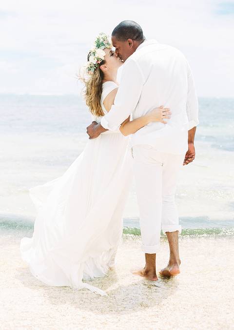 Wedding, beach, destinationwedding, PortugalPhotographer, fineartphotography, elopement, renewal, vows, DominicanRepublic, PuntadelTorobeach, beachwedding, beachdestinationwedding, film, renewalvows, fujifilm400h, cermencitafilmlab, hochzeitsguide, beach'