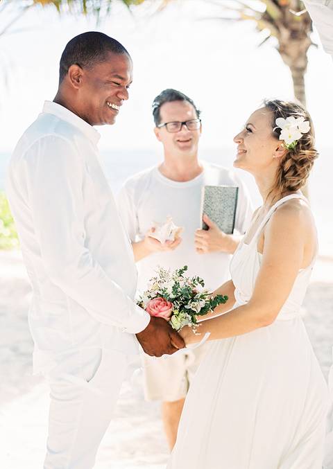 Wedding, beach, destinationwedding, PortugalPhotographer, fineartphotography, elopement, renewal, vows, DominicanRepublic, PuntadelTorobeach, beachwedding, beachdestinationwedding, film, renewalvows, fujifilm400h, cermencitafilmlab, hochzeitsguide, beach'