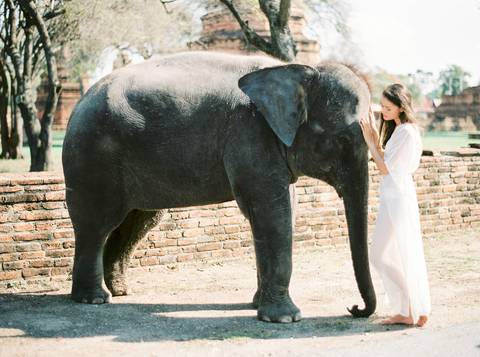 Bride, wedding inspiration, styleshoot, thailand, weddingthailandphotographer, destinationweddingthailand, triptothailand, fineartphotography'