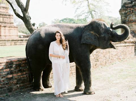 Bride, wedding inspiration, styleshoot, thailand, weddingthailandphotographer, destinationweddingthailand, triptothailand, fineartphotography'