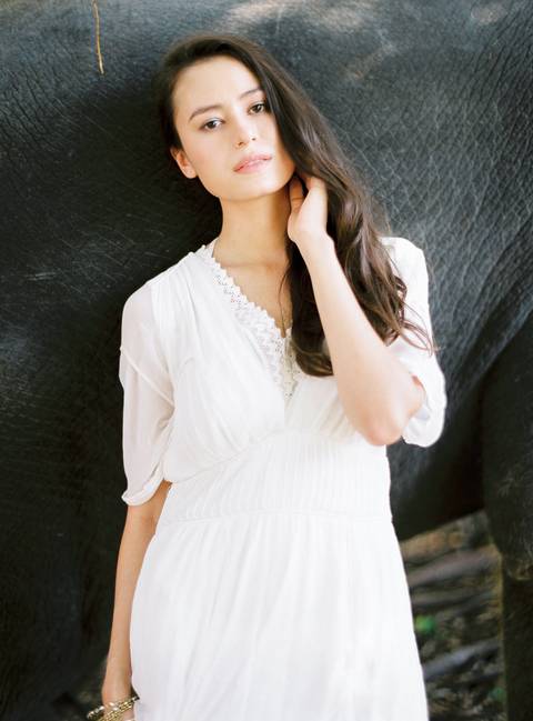 Bride, wedding inspiration, styleshoot, thailand, weddingthailandphotographer, destinationweddingthailand, triptothailand, fineartphotography'