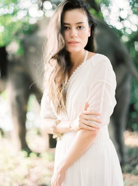 Bride, wedding inspiration, styleshoot, thailand, weddingthailandphotographer, destinationweddingthailand, triptothailand, fineartphotography'