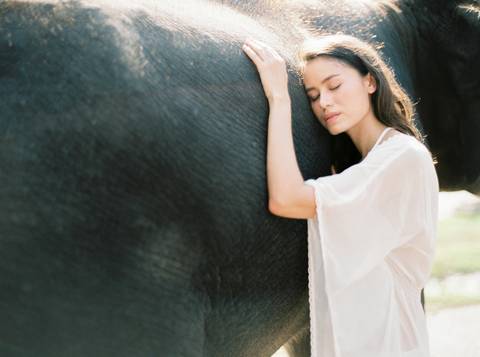 Bride, wedding inspiration, styleshoot, thailand, weddingthailandphotographer, destinationweddingthailand, triptothailand, fineartphotography'