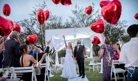 Tirada de globos. Casamiento en Córdoba. La Angelina, Luiggi Benedetto Destination Wedding Photographer, Córdoba Argentina, '