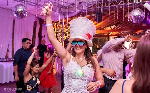 Cotillón de casamiento'