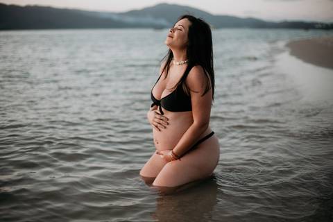 ensaio_gestante_raisa_mello_fotografia_praia_do_forte_florianópolis'