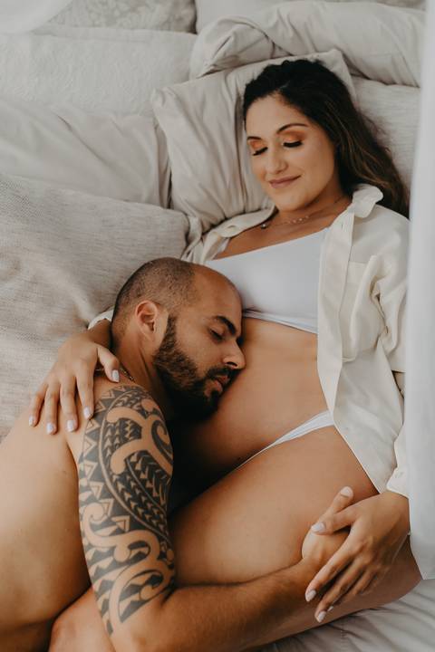 ensaio_gestante_em_estudio_palhoça_estudio_raisa_mello_fotograia'