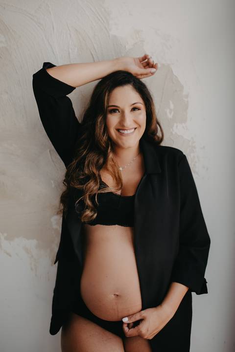 ensaio_gestante_em_estudio_palhoça_estudio_raisa_mello_fotograia'