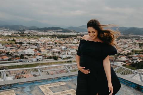 ensaio_gestante_em_estudio_palhoça_estudio_raisa_mello_fotograia'