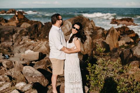 ensaio_casal_florianopolis_praia_da_armacao_karime_felipe_raisamello'