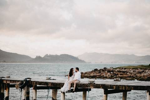 ensaio_casal_florianopolis_praia_da_armacao_karime_felipe_raisamello'