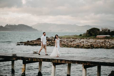 ensaio_casal_florianopolis_praia_da_armacao_karime_felipe_raisamello'