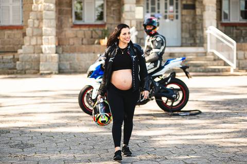 ensaio_gestante_florianopolis_praia_da_armacao_lidi_valentina_raisamello'