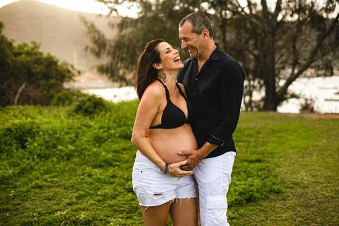 ensaio_gestante_florianopolis_praia_da_armacao_lidi_valentina_raisamello'