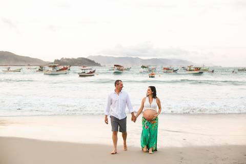ensaio_gestante_florianopolis_praia_da_armacao_lidi_valentina_raisamello'