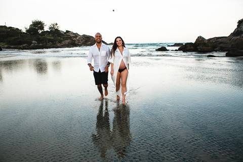 ensaio_gestante_florianopolis_praia_da_armacao_leticia_heitor_raisamello'