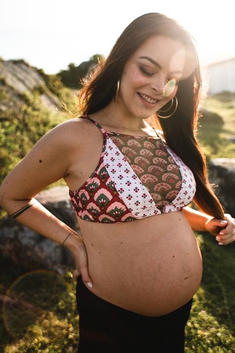 ensaio_gestante_florianopolis_praia_da_armacao_leticia_heitor_raisamello'