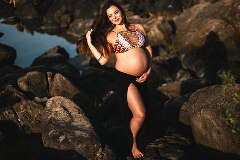 ensaio_gestante_florianopolis_praia_da_armacao_leticia_heitor_raisamello'