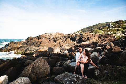 ensaio_gestante_florianopolis_praia_da_armacao_leticia_heitor_raisamello'