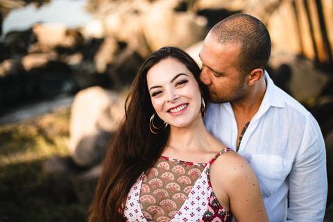 ensaio_gestante_florianopolis_praia_da_armacao_leticia_heitor_raisamello'