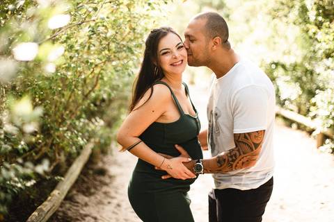 ensaio_gestante_florianopolis_praia_da_armacao_leticia_heitor_raisamello'