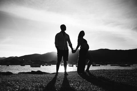 ensaio_gestante_florianopolis_praia_da_armacao_leticia_heitor_raisamello'