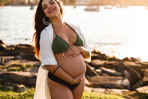 ensaio_gestante_florianopolis_praia_da_armacao_leticia_heitor_raisamello'