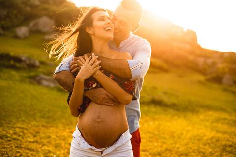 ensaio_gestante_florianopolis_praia_da_armacao_mayara_marina_raisamello'