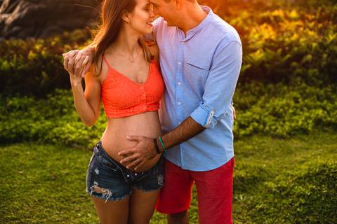 ensaio_gestante_florianopolis_praia_da_armacao_mayara_marina_raisamello'