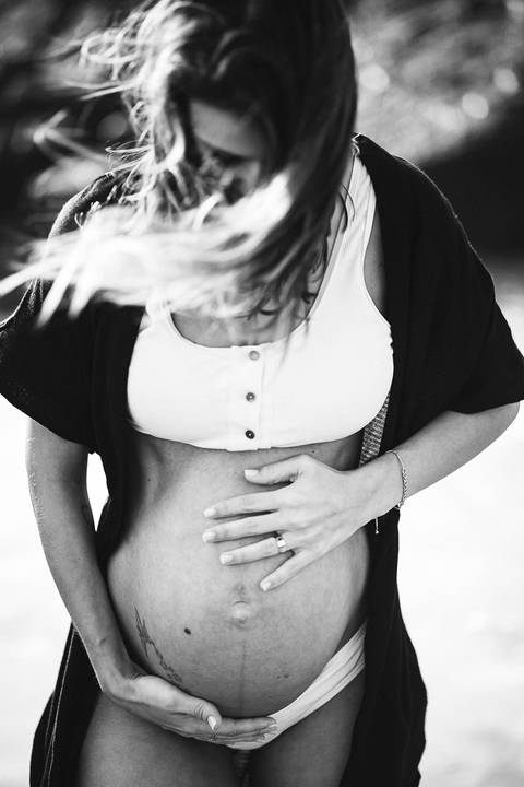 ensaio_gestante_florianopolis_praia_da_armacao_mayara_marina_raisamello'