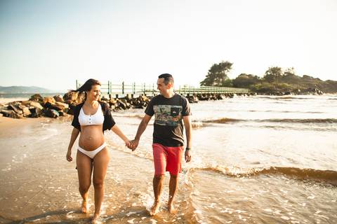 ensaio_gestante_florianopolis_praia_da_armacao_mayara_marina_raisamello'