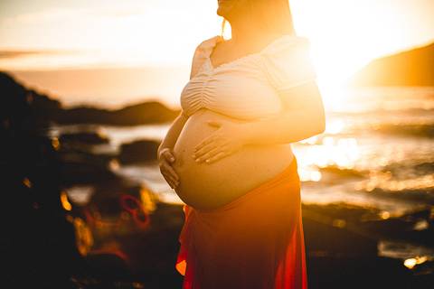 ensaio_gestante_florianopolis_praia_da_armacao_daiana_antonella_raisamello'