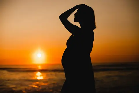 ensaio_gestante_florianopolis_amanhecer_praia_mole_amanda_isaac_raisamello'