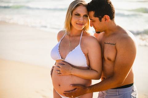 ensaio_gestante_florianopolis_amanhecer_praia_mole_amanda_isaac_raisamello'