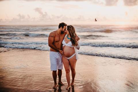 ensaio_gestante_florianopolis_praia_do_santinho_hellen_lorenzo_raisamello'