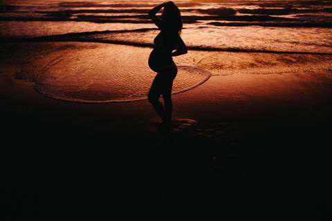 ensaio_gestante_florianopolis_praia_do_santinho_hellen_lorenzo_raisamello'