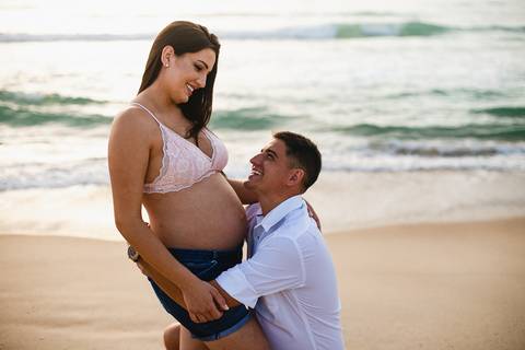 ensaio_gestante_florianopolis_praia_mole_kariny_pedro_raisamello'