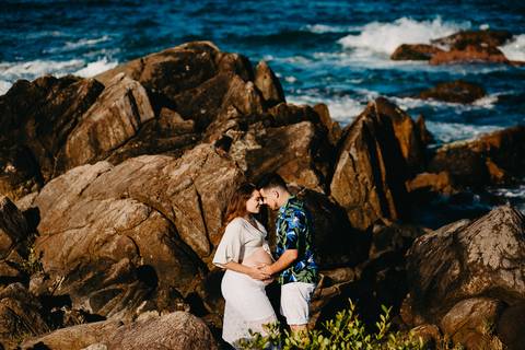 ensaio-gestante-praia-da-armacao-florianopolis-jessica'