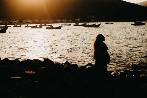 ensaio-gestante-praia-da-armacao-florianopolis-jessica'