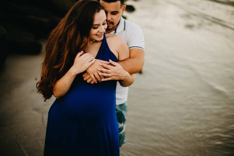 ensaio-gestante-praia-da-armacao-florianopolis-jessica'