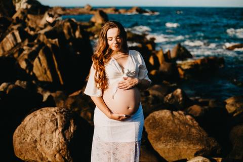 ensaio-gestante-praia-da-armacao-florianopolis-jessica'