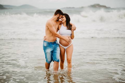 ensaio-gestante-praia-do-sonho-palhoca-larissa'